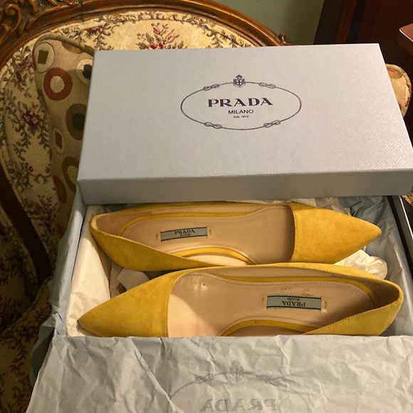 Yellow suede PRADA shoes , size 37, in the original box - Picture 12 of 15